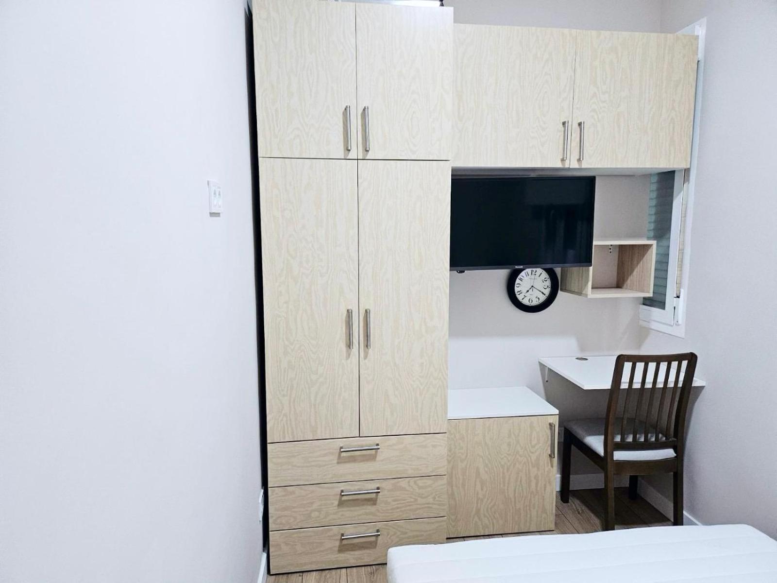 Acogedor Apartamento En Atocha By Bebalmy Madrid Exterior photo